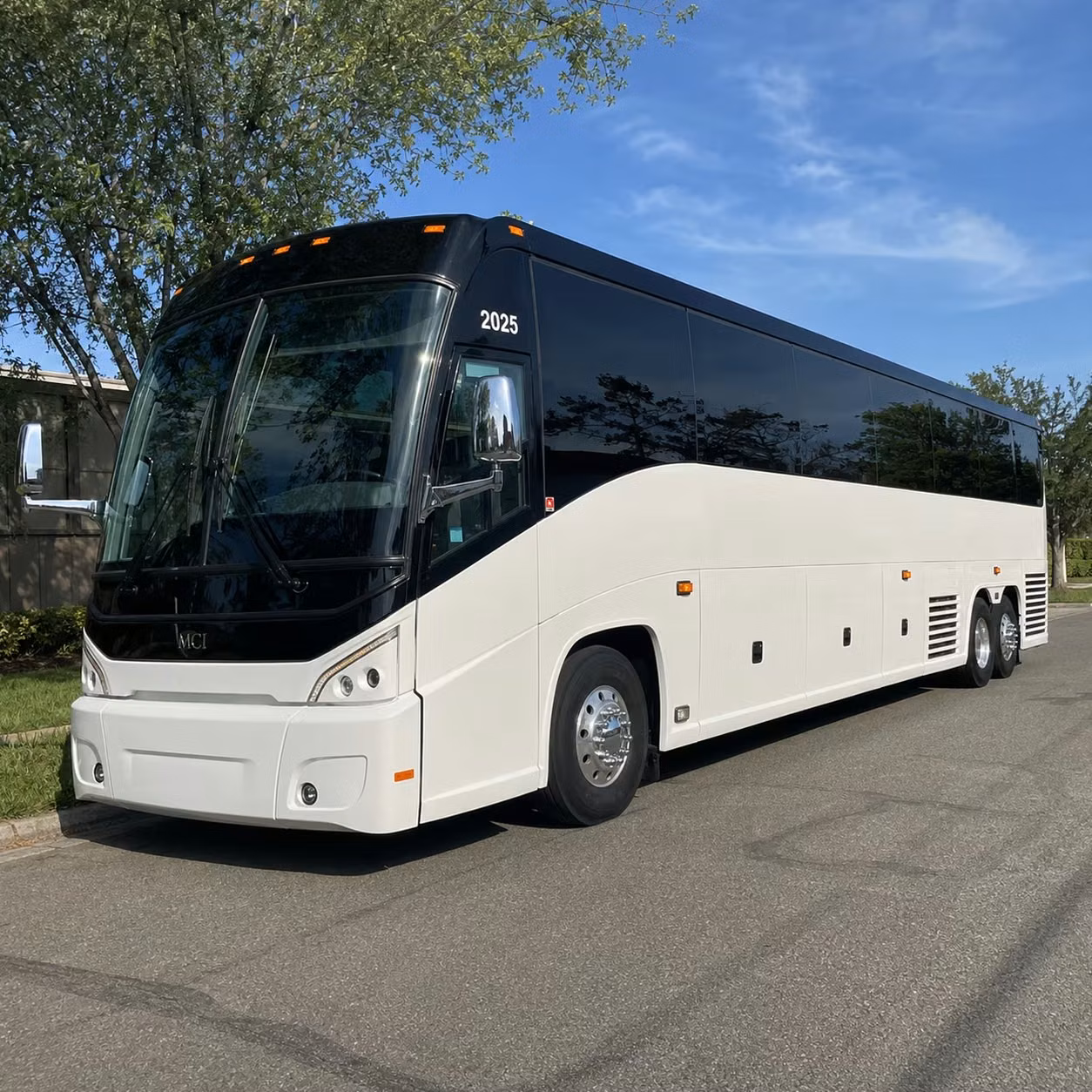 long distance bus rentals for roseville sports teams schools and corporate groups