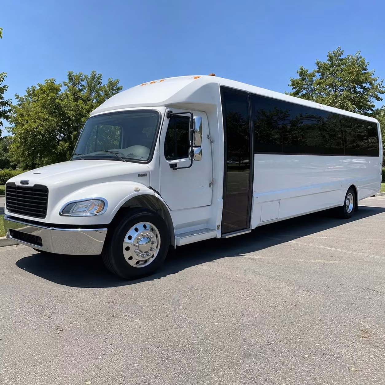 minibus rentals for smaller concert groups in roseville