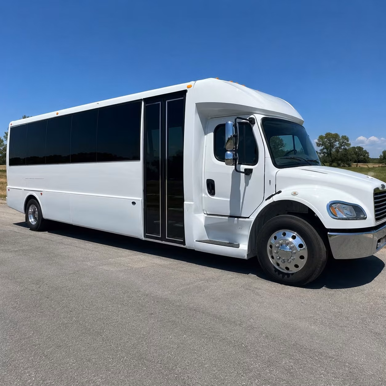 minibus rentals for smaller roseville prom groups who want privacy and comfort